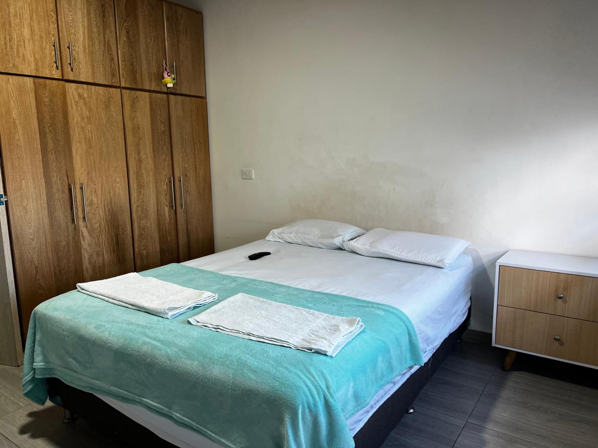 Habitación Guatapé calle jimenez Exterior foto